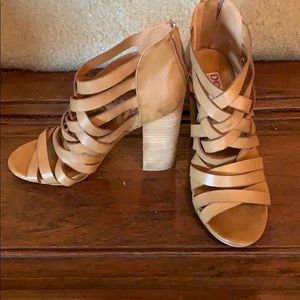 Dolce by mojo moxy sandal